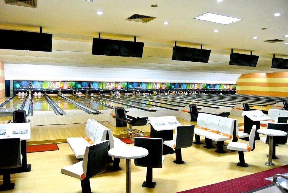 Jaya Ancol Bowling Center